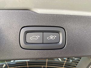 Volvo  Recharge