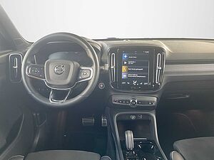Volvo  XC 40