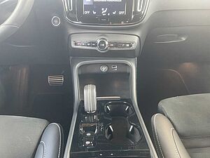 Volvo  XC 40