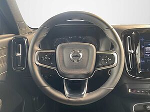 Volvo  XC 40