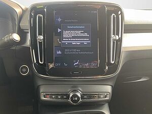 Volvo  XC 40