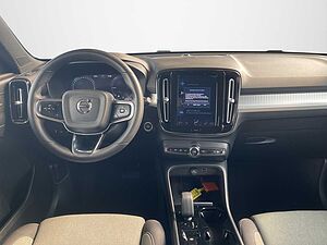 Volvo  XC 40