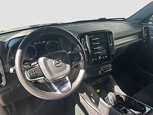 Volvo  XC 40