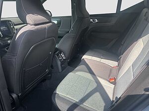 Volvo  XC 40