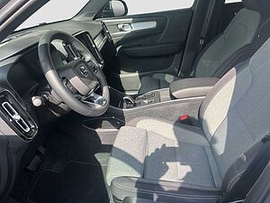 Volvo  XC 40