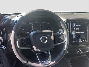 Volvo  XC 40