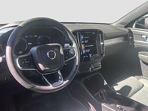 Volvo  XC 40