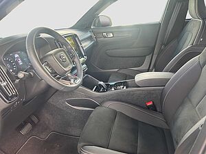 Volvo  XC 40