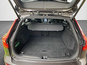 Volvo  Plus Dark Recharge