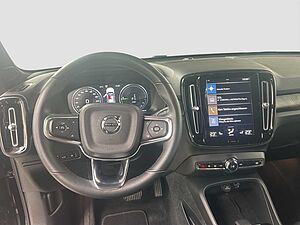 Volvo  XC 40