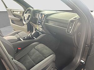 Volvo  XC 40