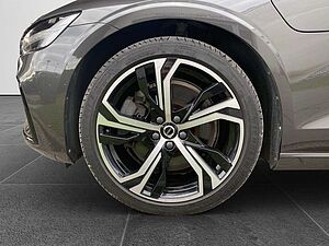 Volvo  Plus Dark Recharge