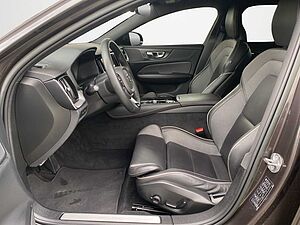 Volvo  Plus Dark Recharge