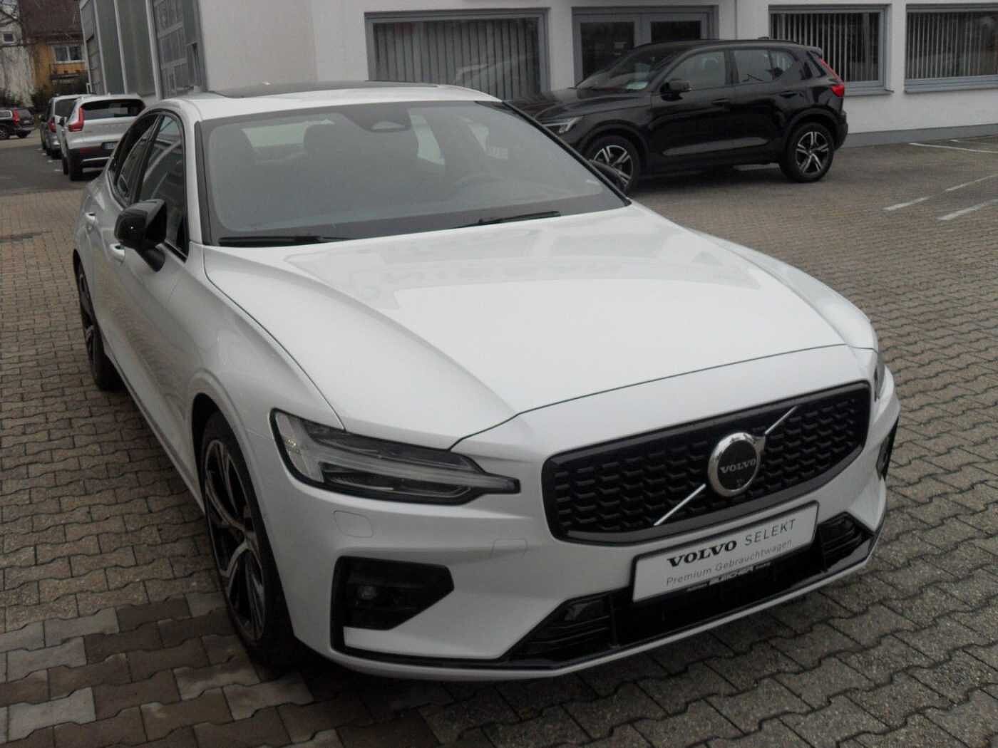 Volvo  Lim. Ultimate Dark AWD