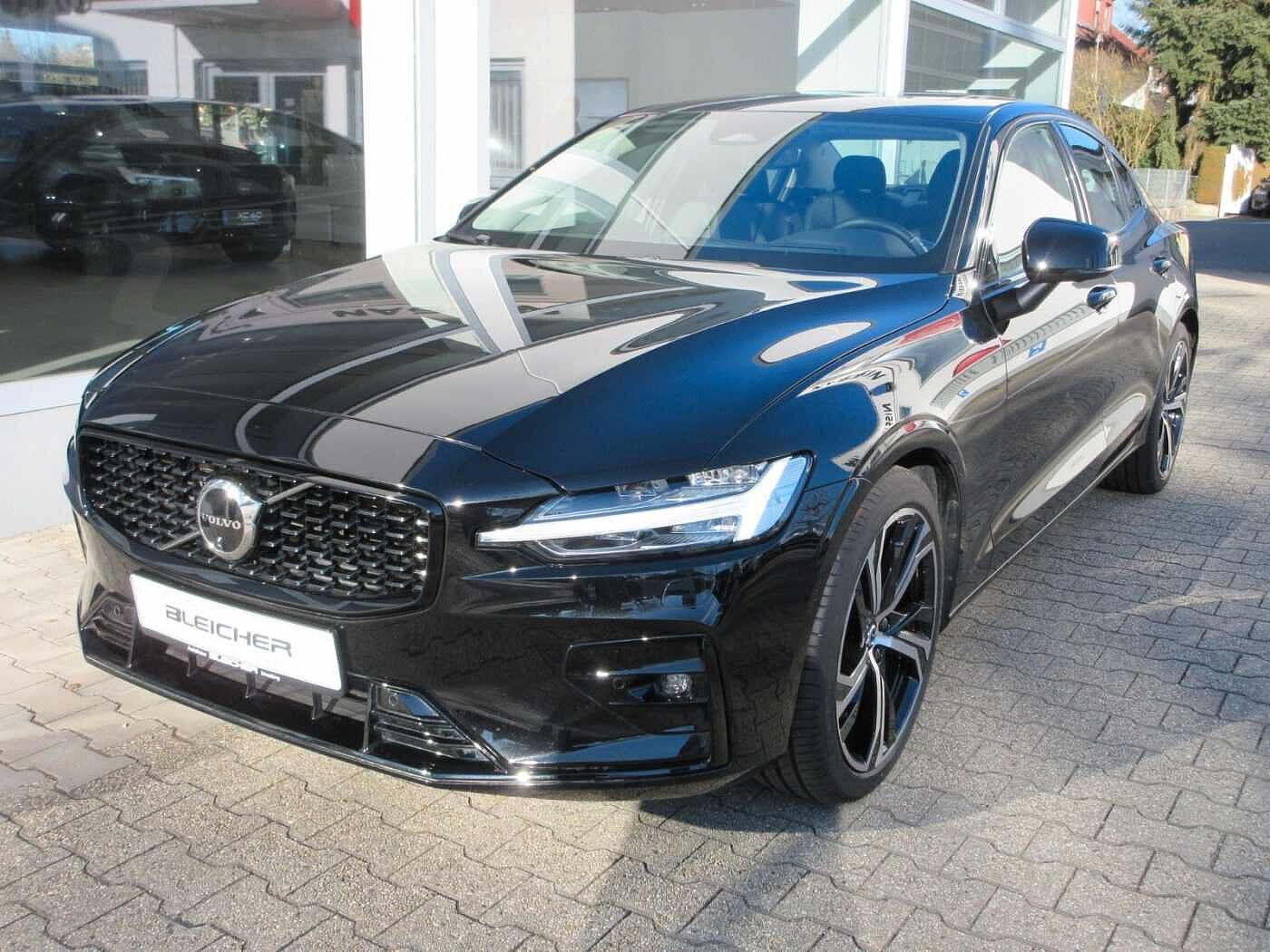 Volvo  Lim. Ultimate Dark AWD | Standheizung