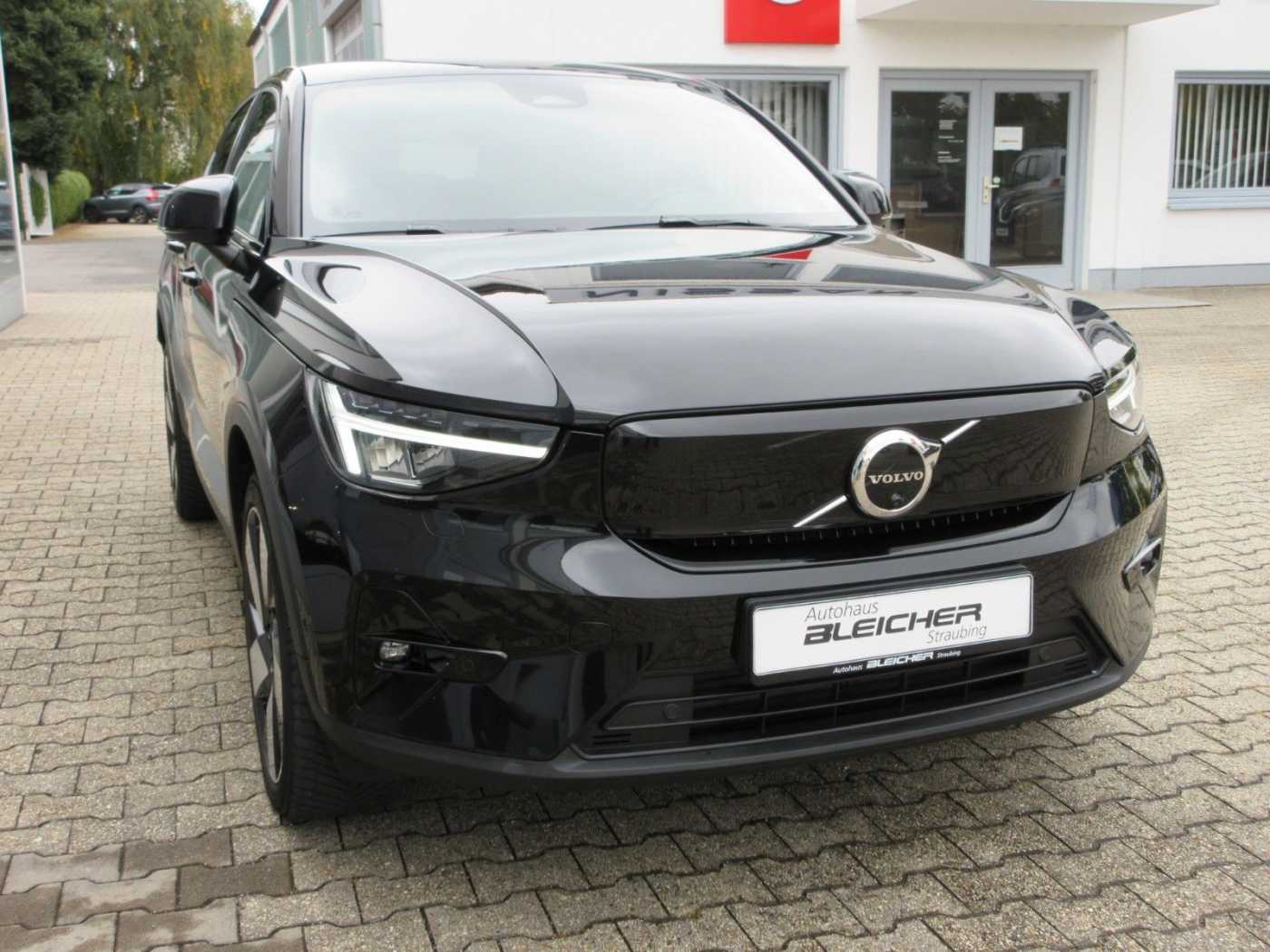 Volvo  Ultimate Recharge Pure Electric AWD