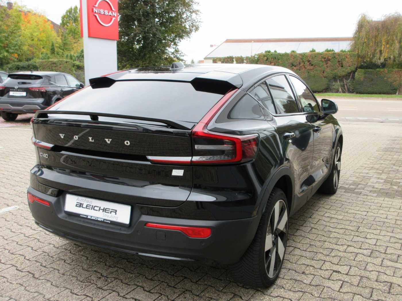 Volvo  Ultimate Recharge Pure Electric AWD