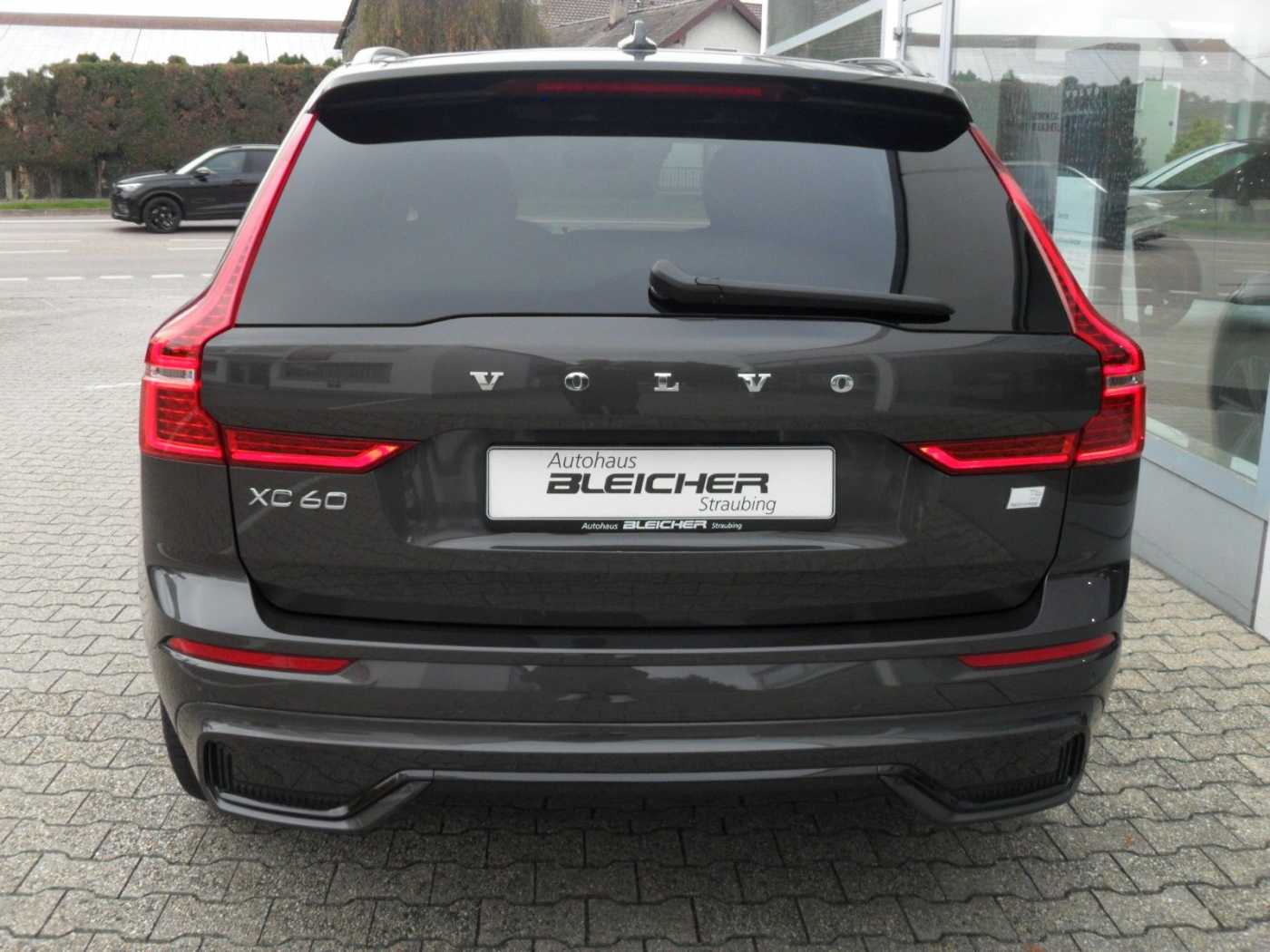 Volvo  T6 Plus Dark | AWD | 21er | Licht