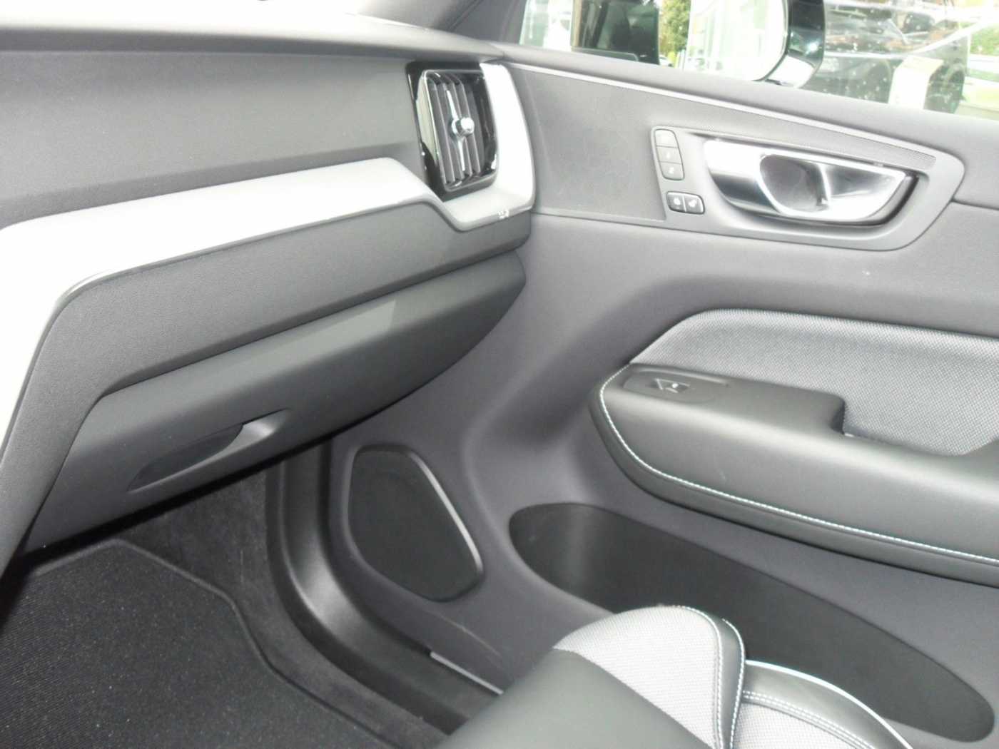 Volvo  T6 Plus Dark | AWD | 21er | Licht
