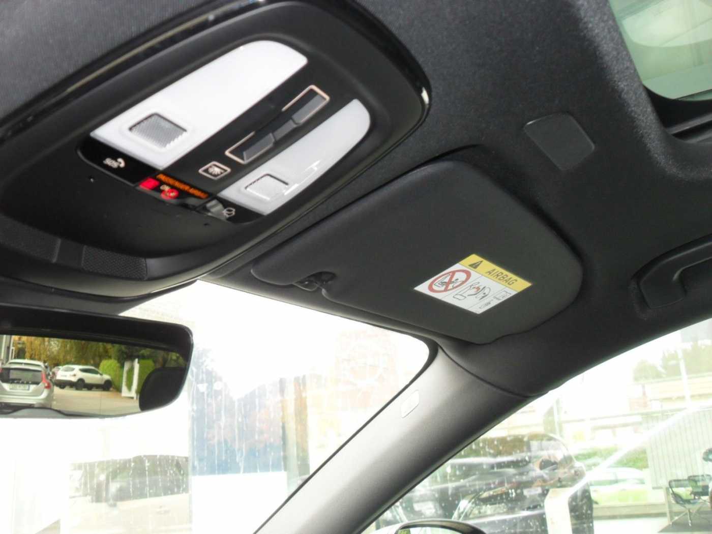 Volvo  T6 Plus Dark | AWD | 21er | Licht
