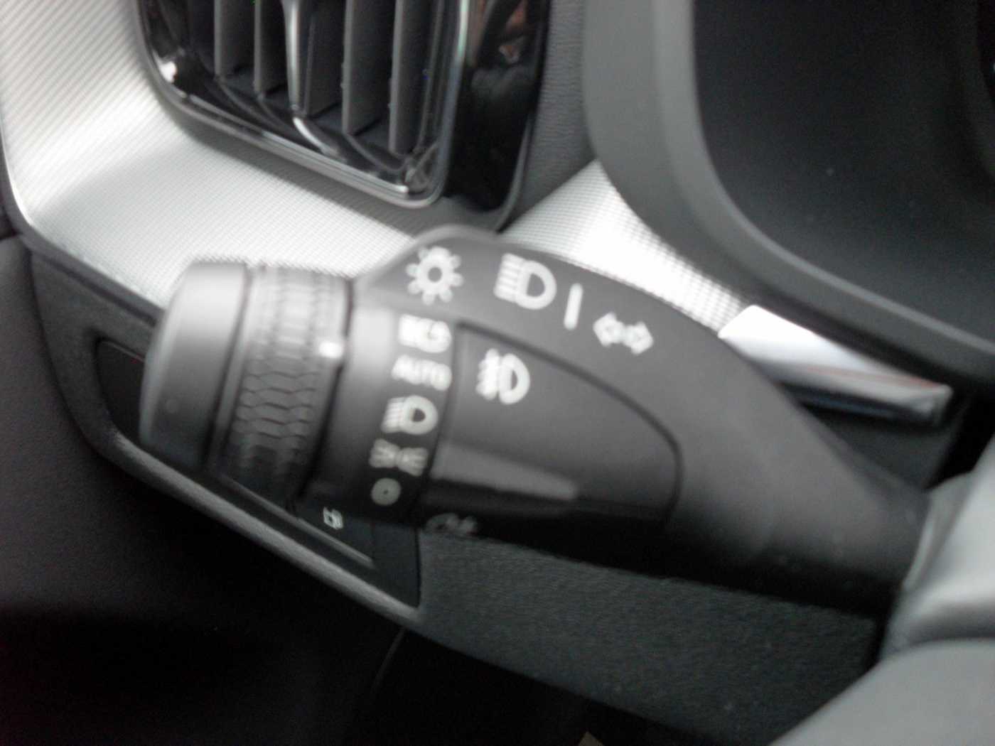 Volvo  T6 Plus Dark | AWD | 21er | Licht