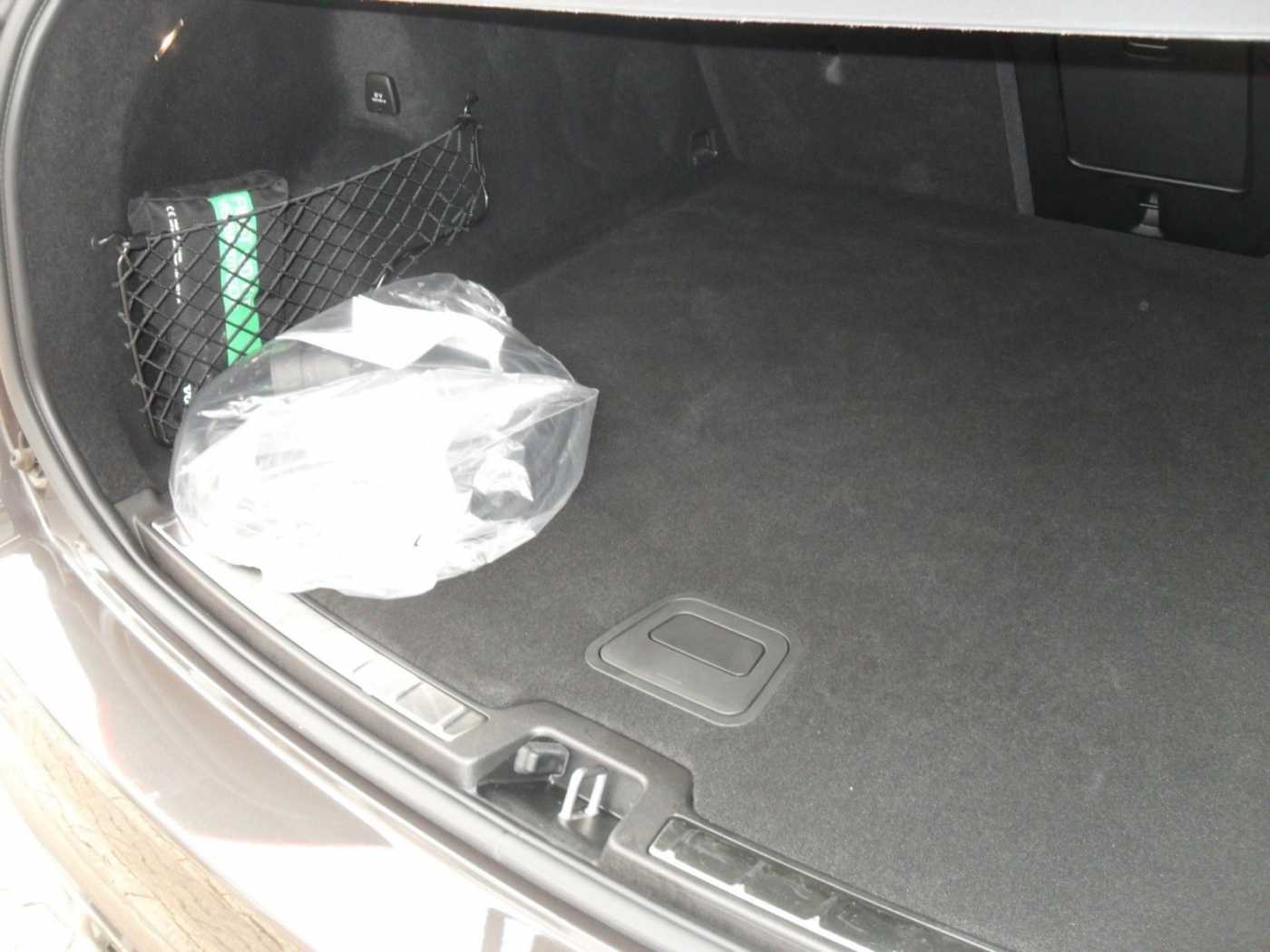 Volvo  T6 Plus Dark | AWD | 21er | Licht