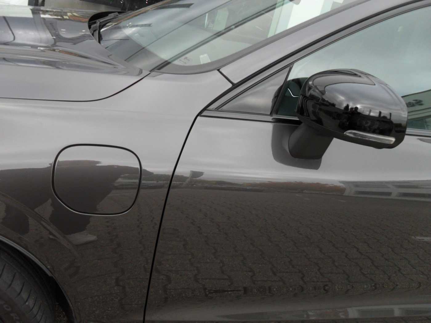 Volvo  T6 Plus Dark | AWD | 21er | Licht