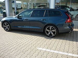 Volvo  T8 Kombi R Design Plug-In Hybrid AWD