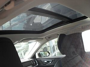 Volvo  T8 Lim. Ultimate Dark | 360° | HeadUp | Pano.