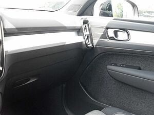 Volvo  Plus Dark 2WD | 360°| Navi | NS