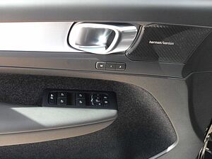Volvo  Plus Dark 2WD | 360°| Navi | NS