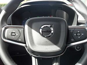 Volvo  Plus Dark 2WD | 360°| Navi | NS
