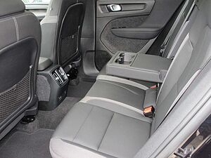 Volvo  Ultimate Recharge Pure Electric AWD
