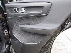 Volvo  Ultimate Recharge Pure Electric AWD