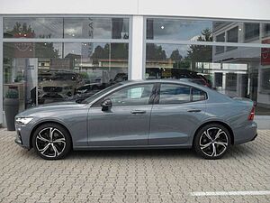 Volvo  Plus AWD | 360° | Harman K. | Standheizung