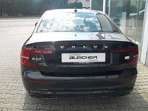 Volvo  T8 Lim. Ultimate Dark | 360° | HeadUp | Pano.