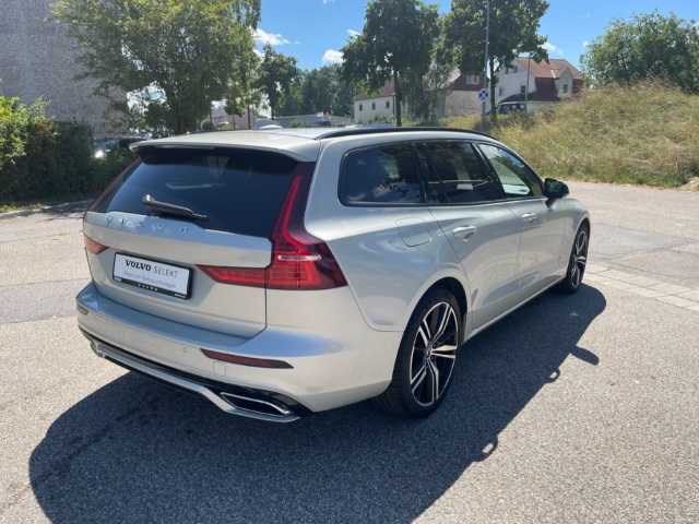 Volvo  V60 T8 TWIN ENGINE AWD Automatikgetriebe (223+65kW/303+87PS) R-Design