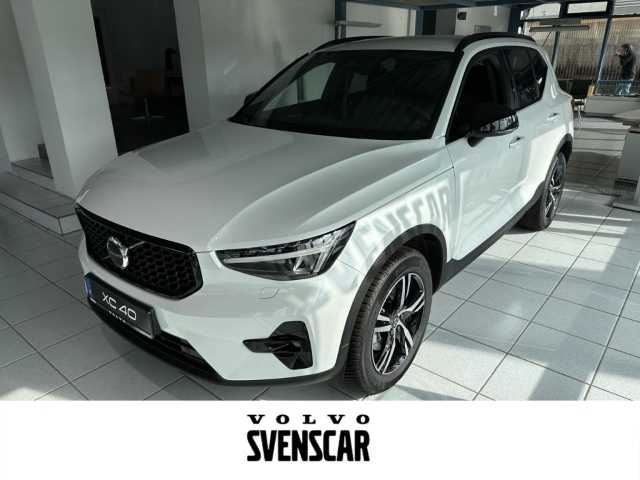 Volvo  XC40 Plus, B4 Mild-Hybrid, Benzin, Dark