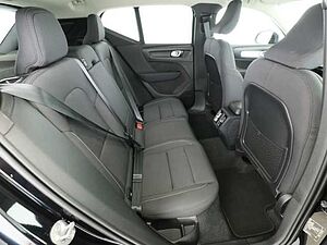 Volvo  XC40 Momentum Pro, T2 Schaltgetriebe