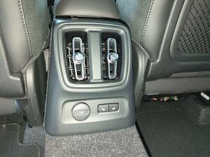 Volvo  XC40 Recharge R-Design, T4 Plug-in Hybrid