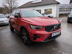 Volvo  XC40 Plus, B4 Mild-Hybrid, Benzin, Dark