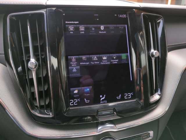 Volvo  XC60 Recharge R-Design, T8 AWD Plug-in Hybrid
