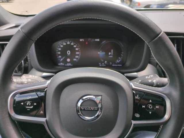 Volvo  XC60 Recharge R-Design, T8 AWD Plug-in Hybrid