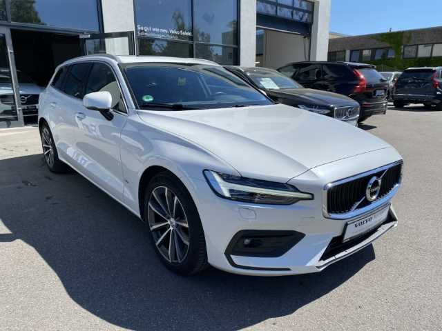 Volvo  V60 Momentum Pro, B4 Mild-Hybrid Diesel