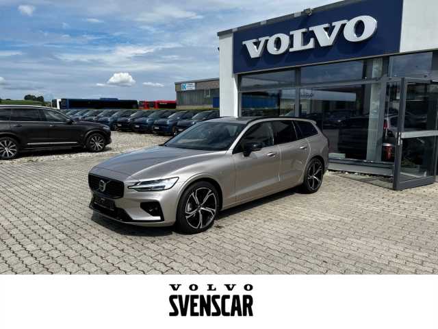 Volvo  V60 Plus, B4 Mild-Hybrid, Benzin, Dark