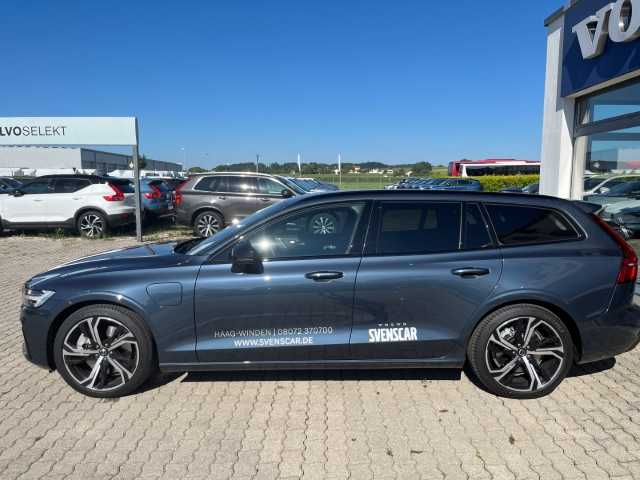 Volvo  V60 Plus, T6 AWD Plug-in Hybrid, Elektrisch/Benzin, Dark