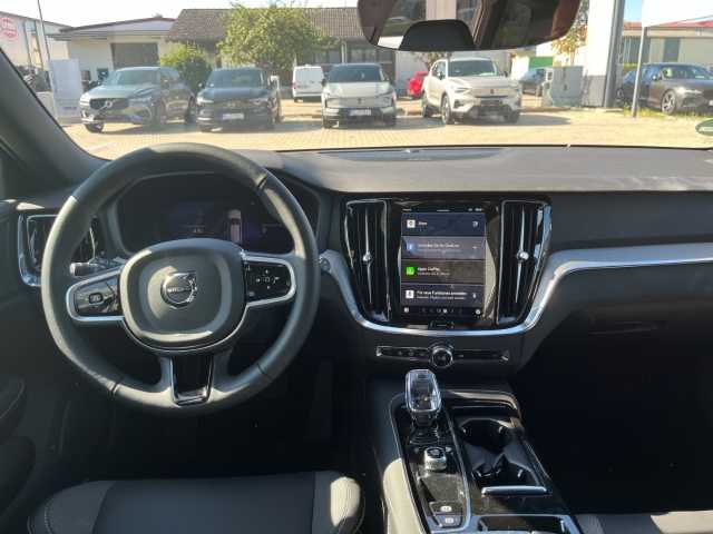Volvo  V60 Plus, T6 AWD Plug-in Hybrid, Elektrisch/Benzin, Dark