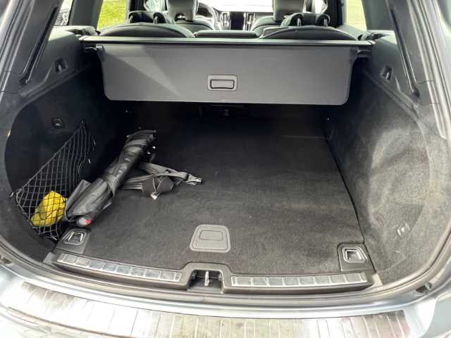 Volvo  XC60 Recharge R-Design, T6 AWD Plug-in Hybrid