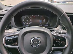 Volvo  XC60 Recharge R-Design, T8 AWD Plug-in Hybrid