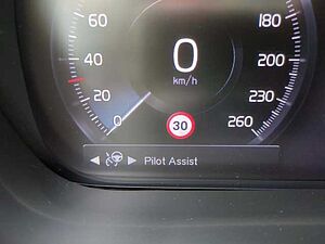 Volvo  XC60 Recharge R-Design, T8 AWD Plug-in Hybrid